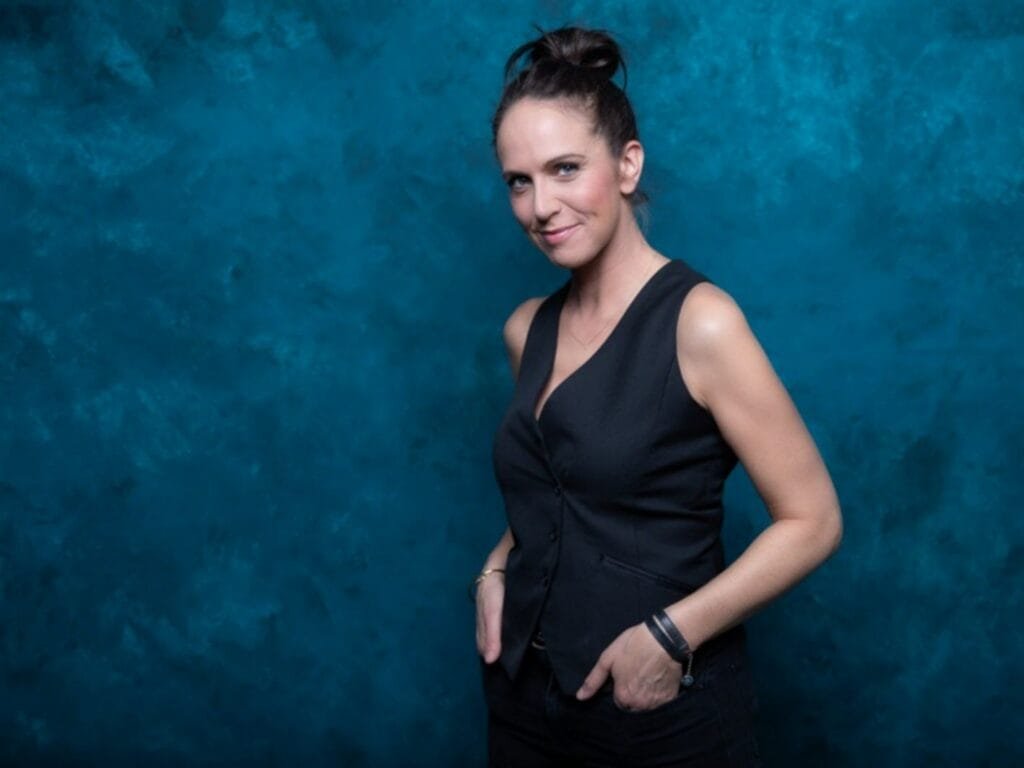 Perrine Perez Conférencier Maitresse de Cérémonie humour